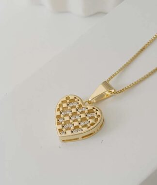 Colar Coração Cravejado de Micro Zircônia Banho em Ouro 18k