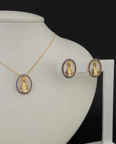 Conjunto Colar e Brinco Nossa Senhora Aparecida Banhado a Ouro 18k com Zircônias Azuis