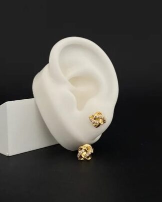 Brinco Botão de Nó Cravejado Banhado a Ouro 18k
