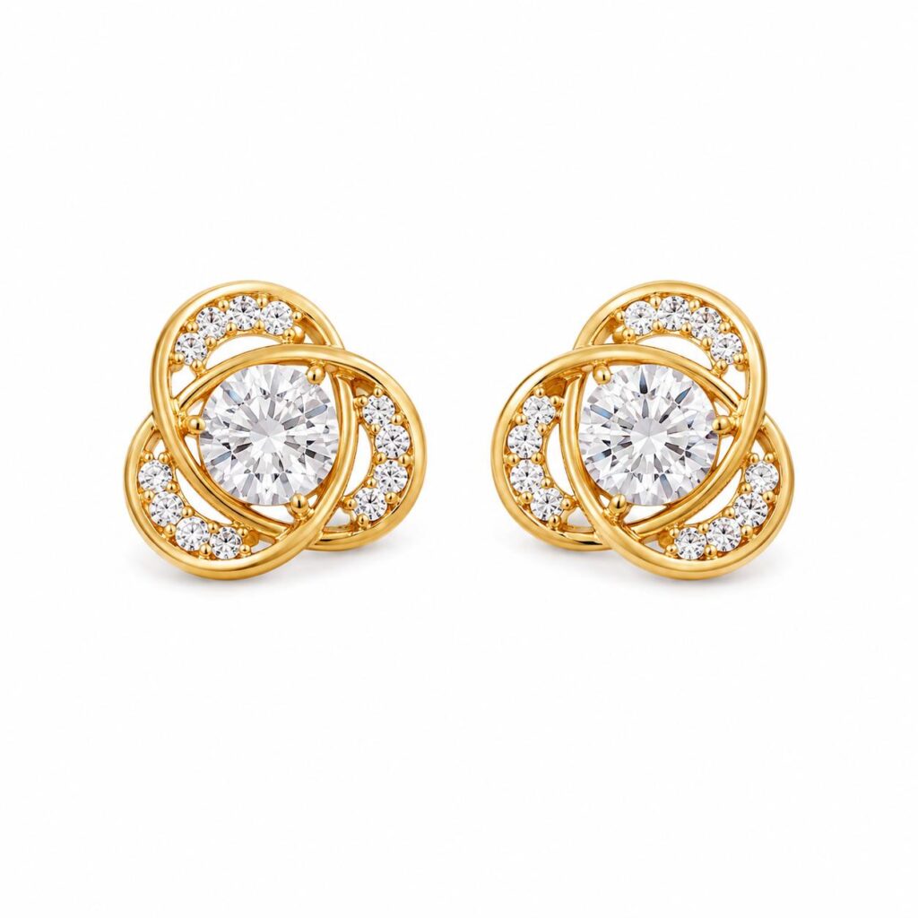 Brinco Nó do Amor Cravejado com Solitário Central Banhado a Ouro 18k